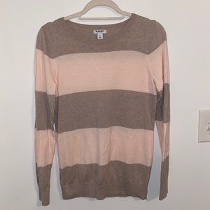 Old navy sweater